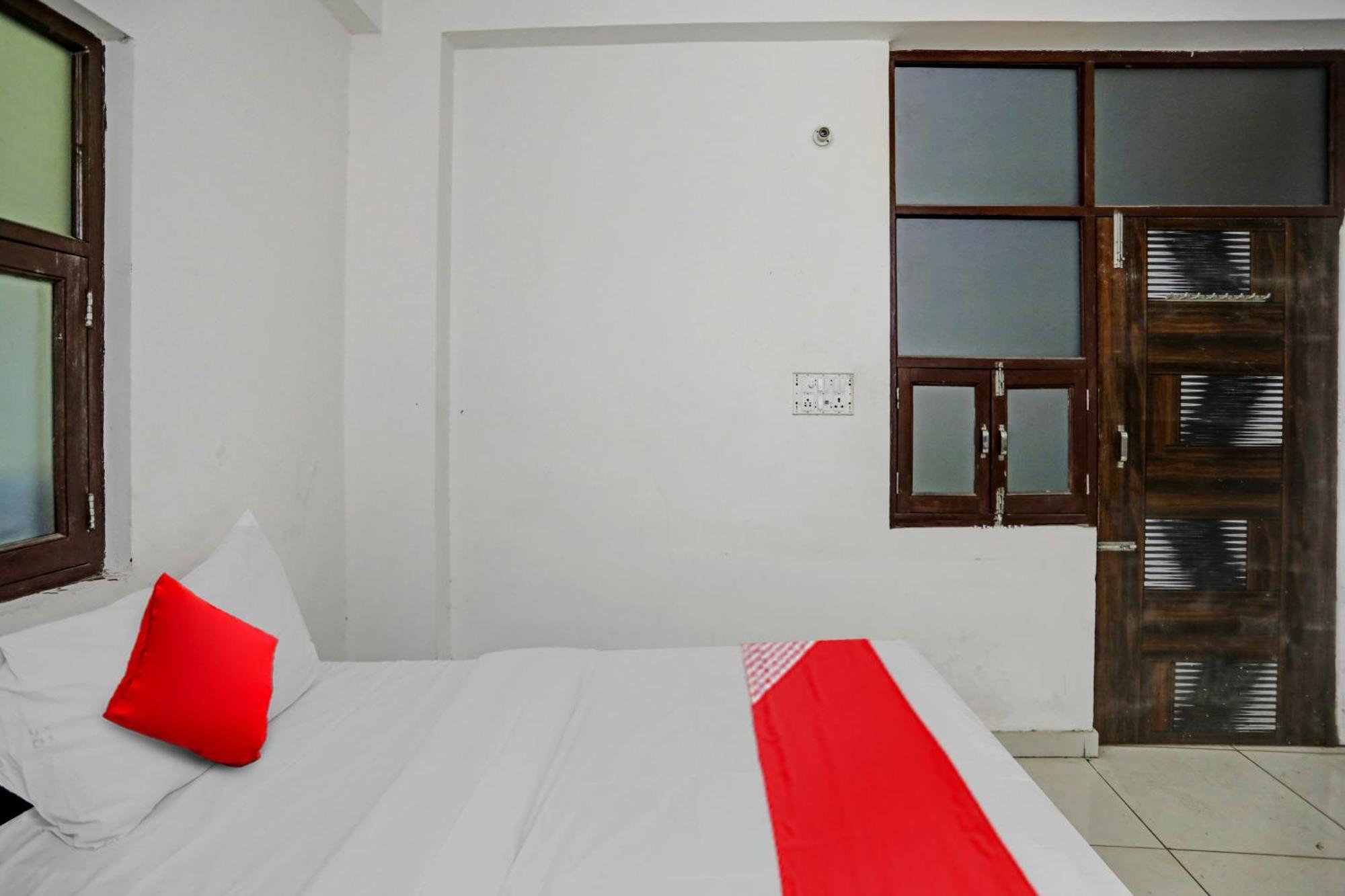 Hotel O Vrinda Residency Noida Eksteriør billede